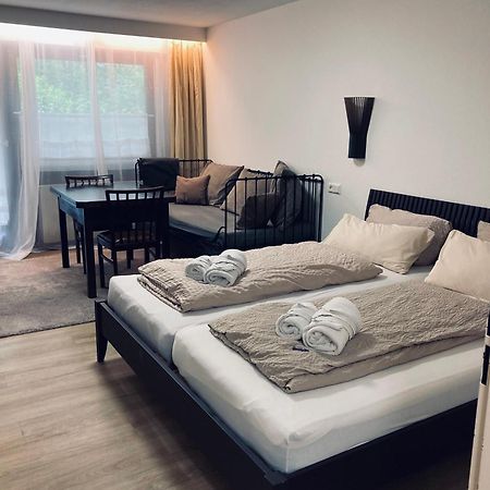 Free Apartment - Ermstal Bad Urach Bagian luar foto