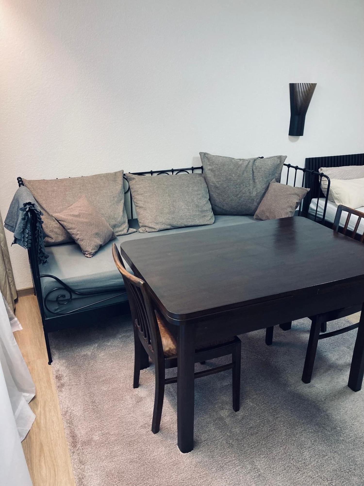 Free Apartment - Ermstal Bad Urach Bagian luar foto